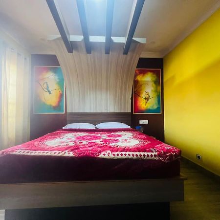 Akr Resitancy Hotel Ooty Buitenkant foto